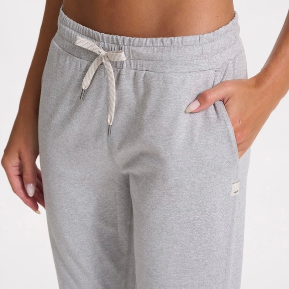 NWT Vuori Performance Joggers - Pale Grey Heather - Picture 3 of 9